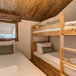 Appartement Apartment Chamouny, Alpes Agency, Chamonix, Sleeps 8 *