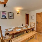 Apartment Chamouny, Alpes Agency, Chamonix, Sleeps 8 Appartement
