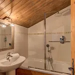 Appartement Apartment Chamouny, Alpes Agency, Chamonix, Sleeps 8 Chamonix