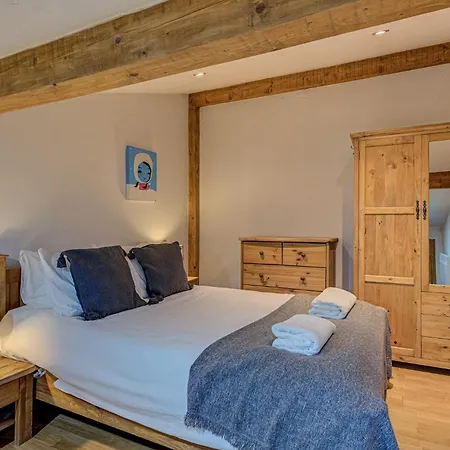 Chamouny - Alpes Travel - - Sleeps 8 *