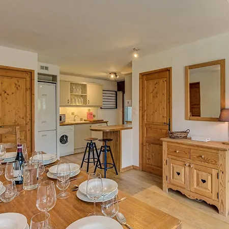 Chamouny - Alpes Travel - - Sleeps 8 * Chamonix