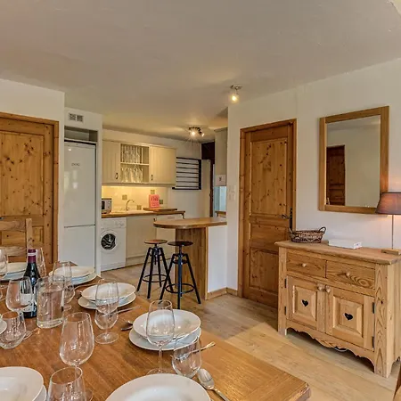 Chamouny, Alpes Agency, Chamonix, Sleeps 8