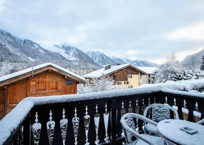 Appartement Apartment Chamouny, Alpes Agency, Chamonix, Sleeps 8 *
