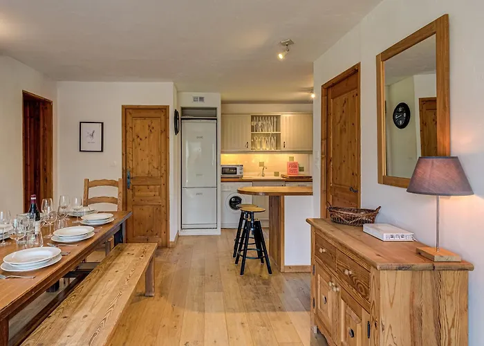 Apartment Chamouny, Alpes Agency, Chamonix, Sleeps 8 Appartement Chamonix