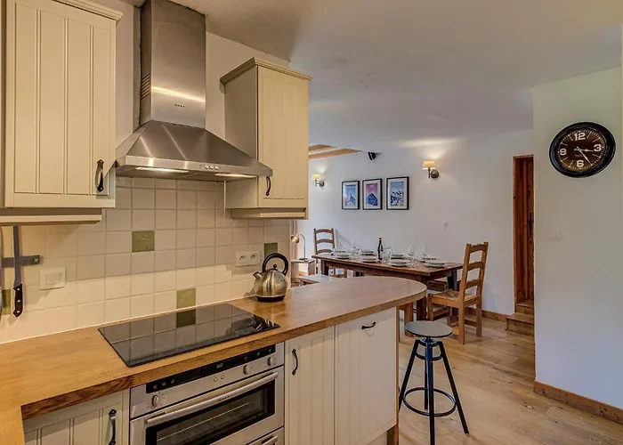 Apartment Chamouny, Alpes Agency, Chamonix, Sleeps 8 *