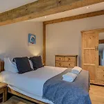 Chamouny, Alpes Agency, Chamonix, Sleeps 8