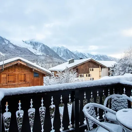 Apartment Chamouny - Alpes Travel - - Sleeps 8 *