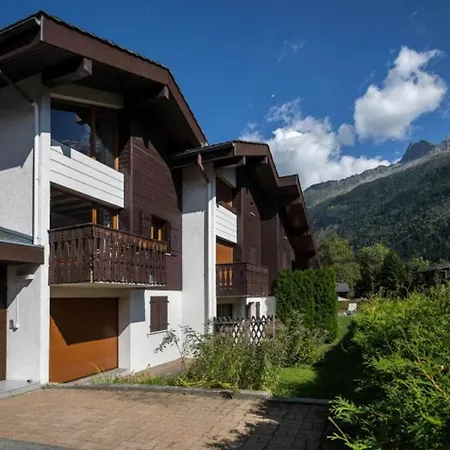 Chamouny - Alpes Travel - - Sleeps 8 Apartment *