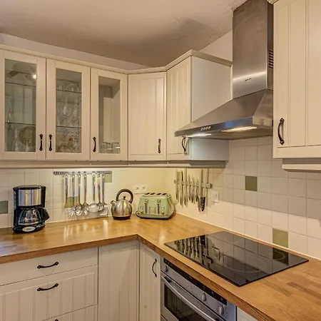 Chamouny - Alpes Travel - - Sleeps 8 *