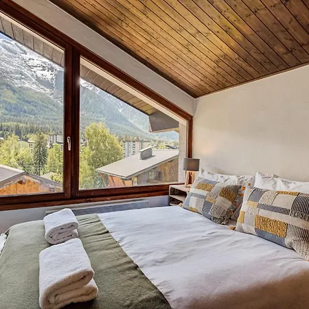 Apartment Chamouny, Alpes Agency, Chamonix, Sleeps 8 * Chamonix Mont Blanc