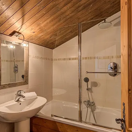 Chamouny - Alpes Travel - - Sleeps 8 *