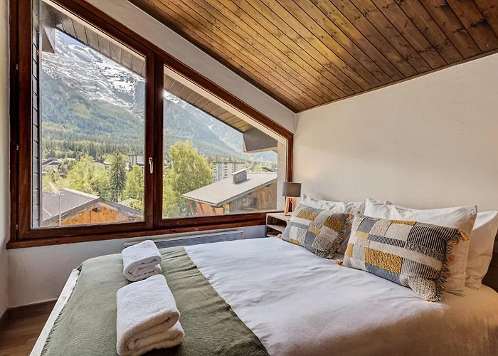 Apartment Chamouny, Alpes Agency, Chamonix, Sleeps 8 * Chamonix Mont Blanc